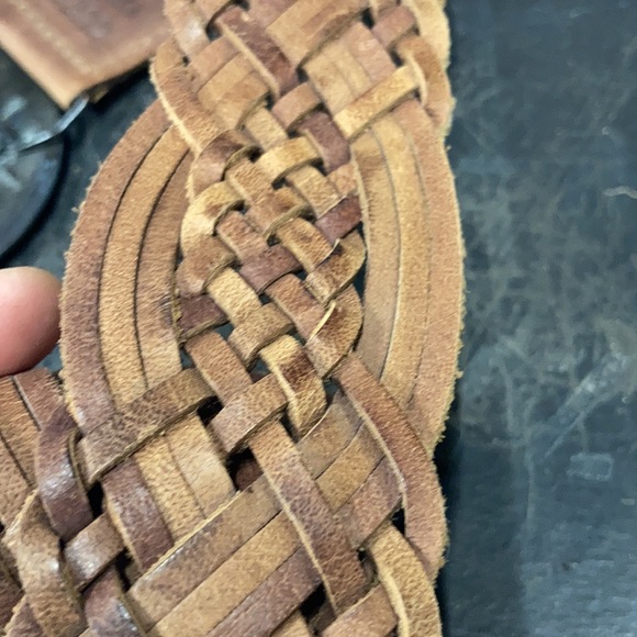 Ladies Guess Leather Bohemian Belt - Picture 4 of 6